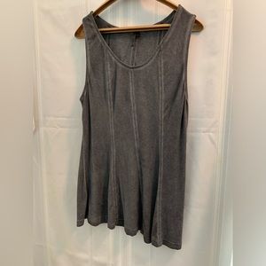 Boutique top, grey,